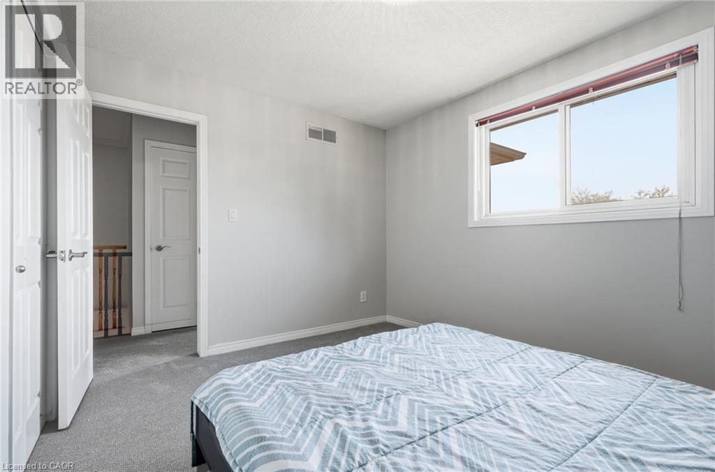 79 LYNNETTE Drive - 28