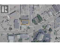 141 Shuswap Street Ne, Salmon Arm, BC V1E4N6 Photo 32