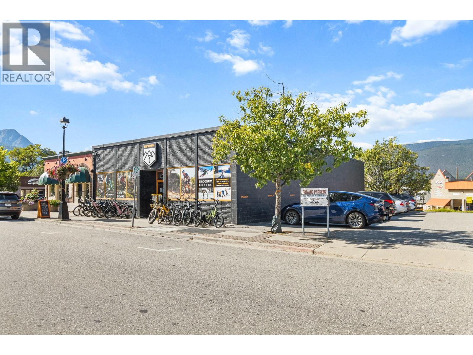  141 Shuswap Street Northeast, Salmon Arm
