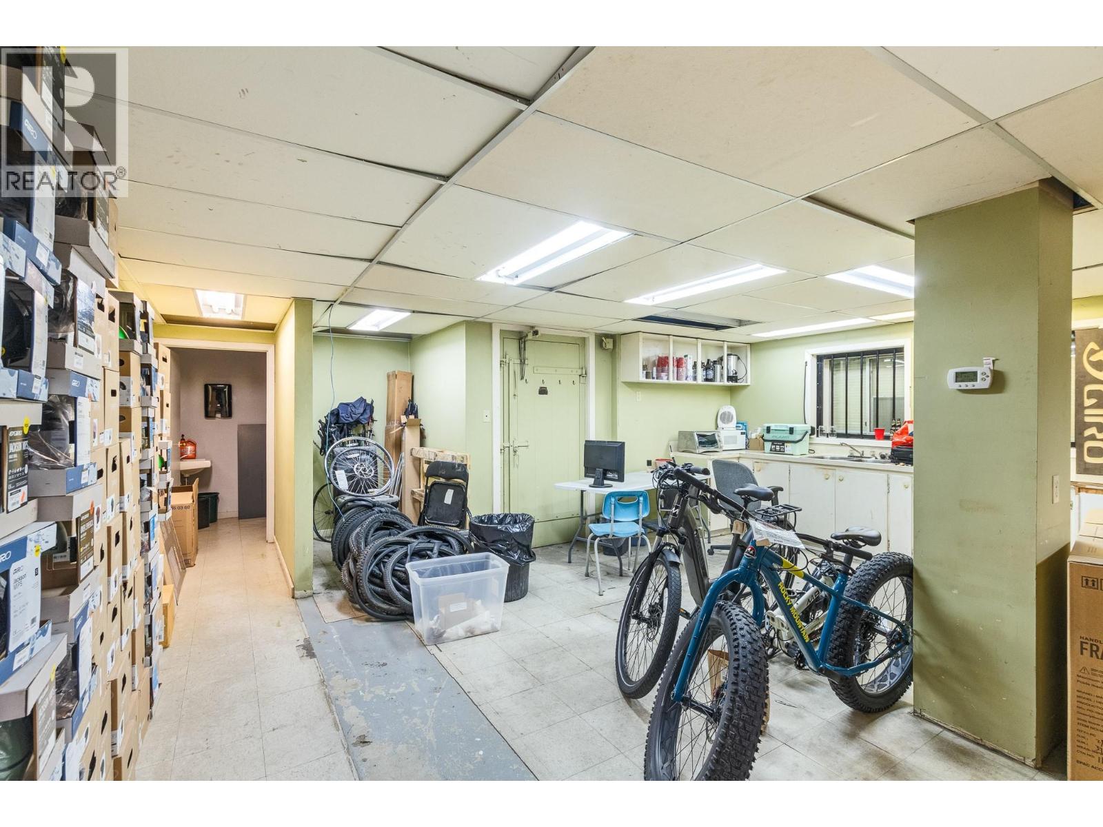 141 Shuswap Street Northeast, Salmon Arm