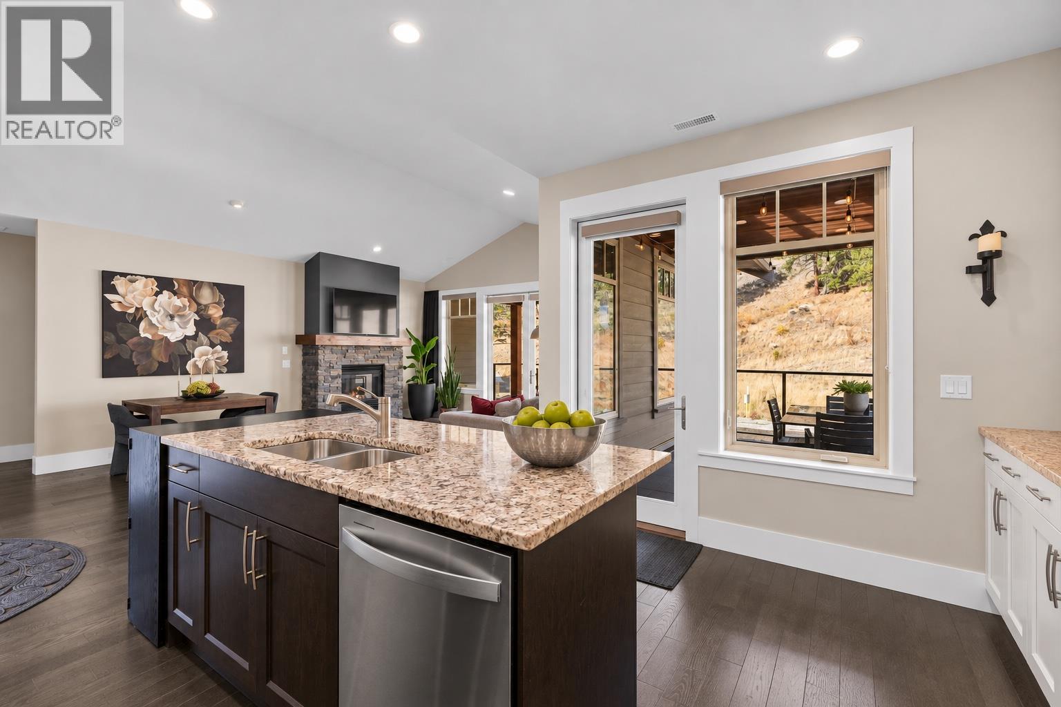 #221 4000 Redstone Crescent, Peachland, British Columbia, V0H1X5, Peachland, British Columbia — photo 5 of 5