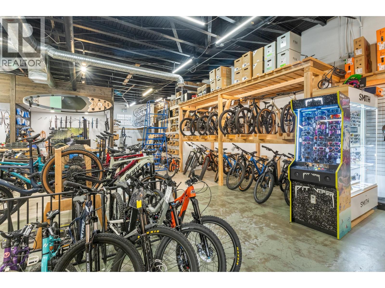  141 Shuswap Street Northeast, Salmon Arm