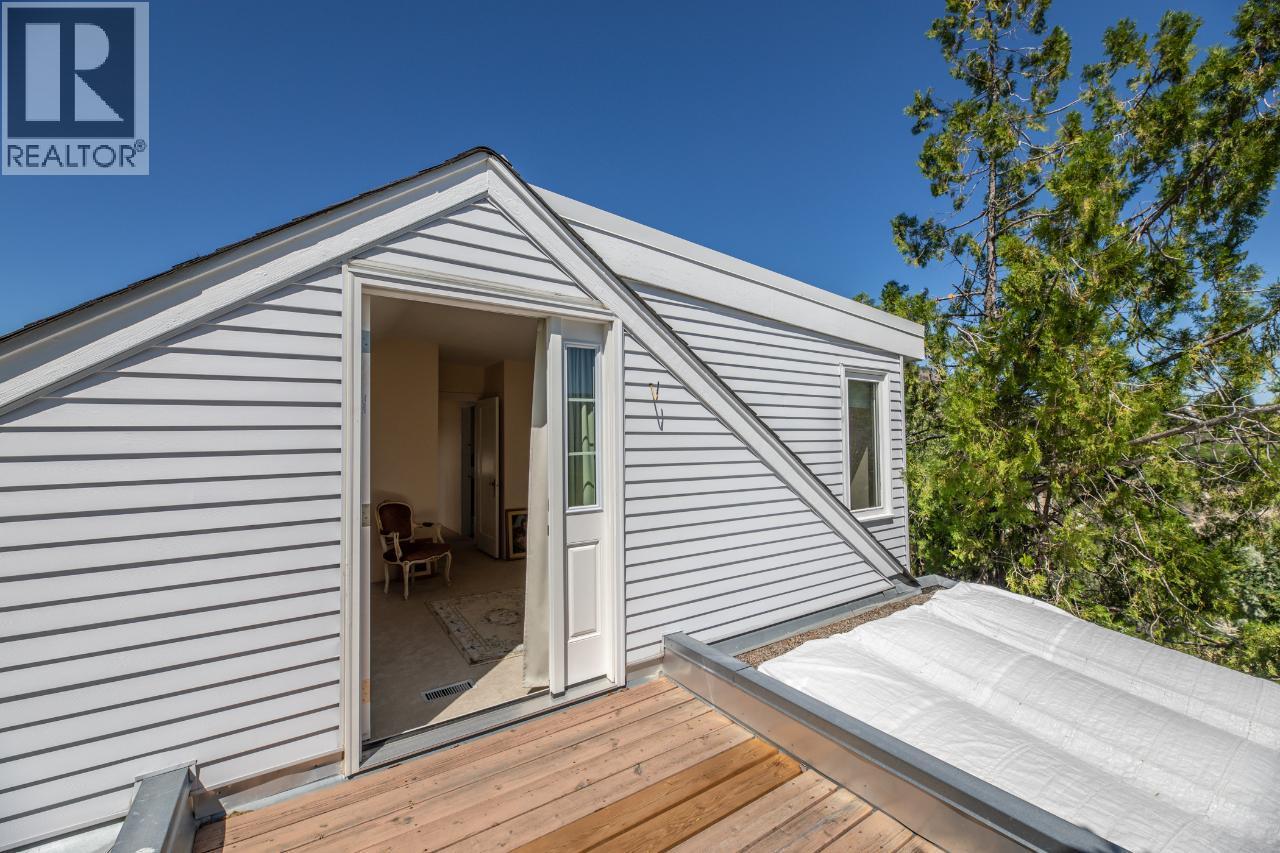 4910 GARTRELL Road, Summerland