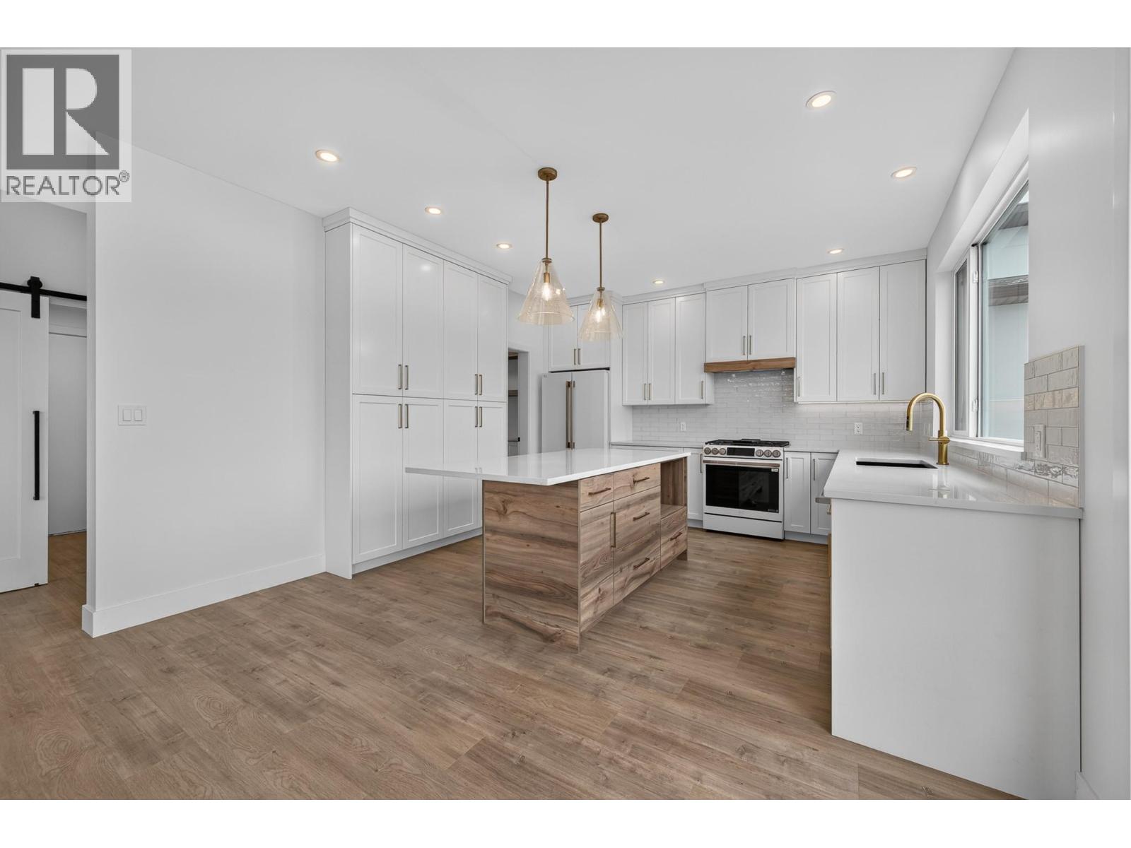 2170 Galore Crescent - Image 10