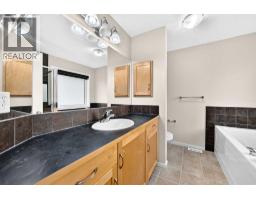 108 Sage Valley Drive Nw, Calgary, AB T3R0C8 Photo 25