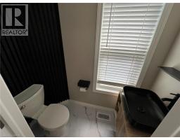 107 Victoria Street S, Kitchener, ON N2G2B4 Photo 6