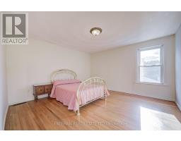 912 Manning Avenue, Toronto, ON M6G2X4 Photo 21