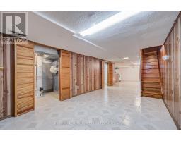 912 Manning Avenue, Toronto, ON M6G2X4 Photo 24