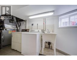 912 Manning Avenue, Toronto, ON M6G2X4 Photo 28