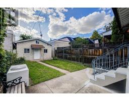912 Manning Avenue, Toronto, ON M6G2X4 Photo 32