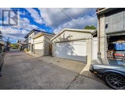 912 Manning Avenue, Toronto, ON M6G2X4 Photo 37
