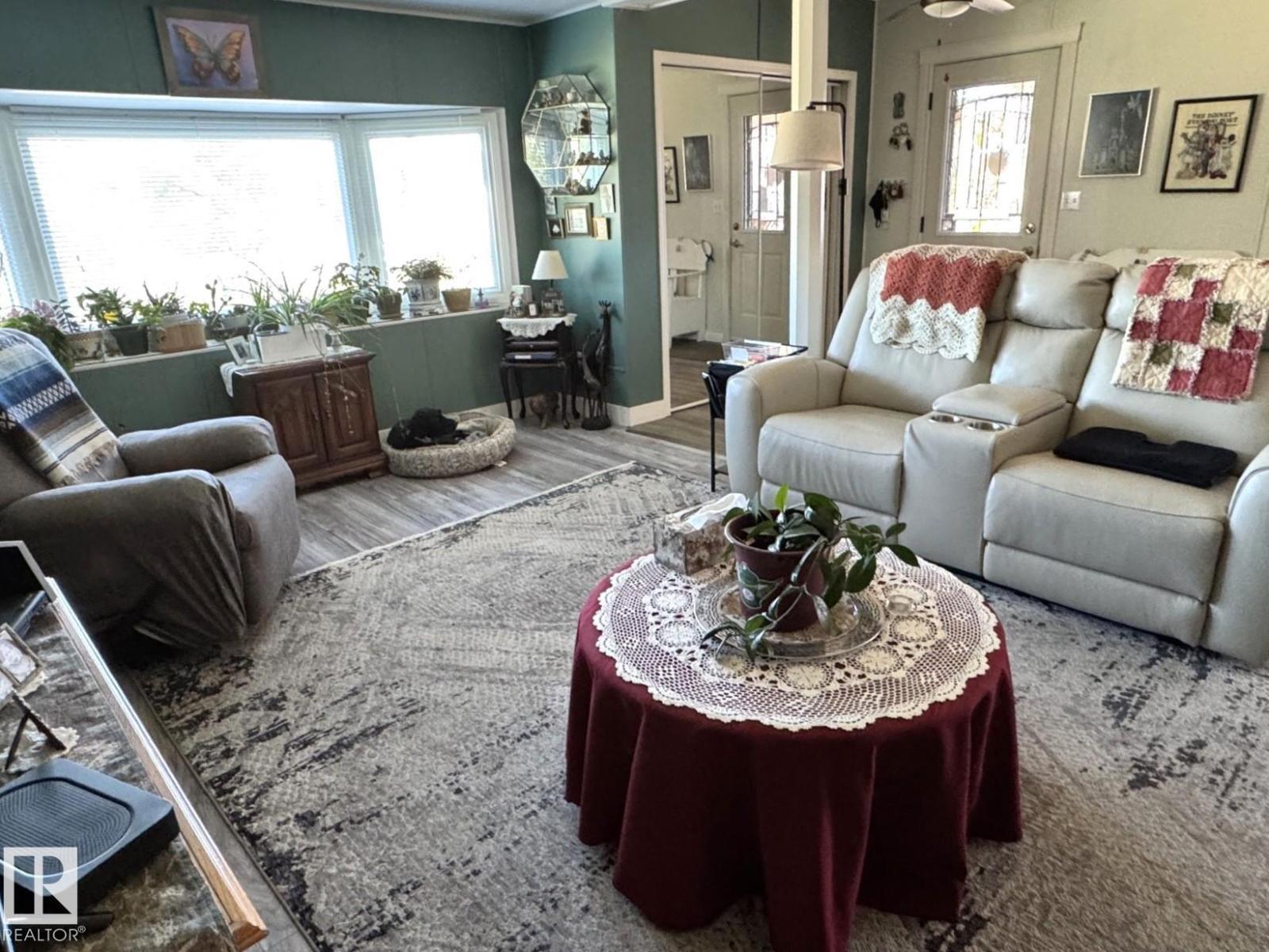 5324 46B Street - 5