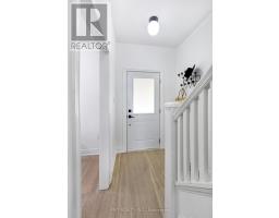 22 Connaught Avenue, Toronto, ON M4L2V9 Photo 14