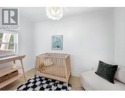22 Connaught Avenue, Toronto, ON M4L2V9 Photo 17