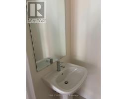 12 - 25 Priya Lane, Toronto, ON M1B0E8 Photo 9