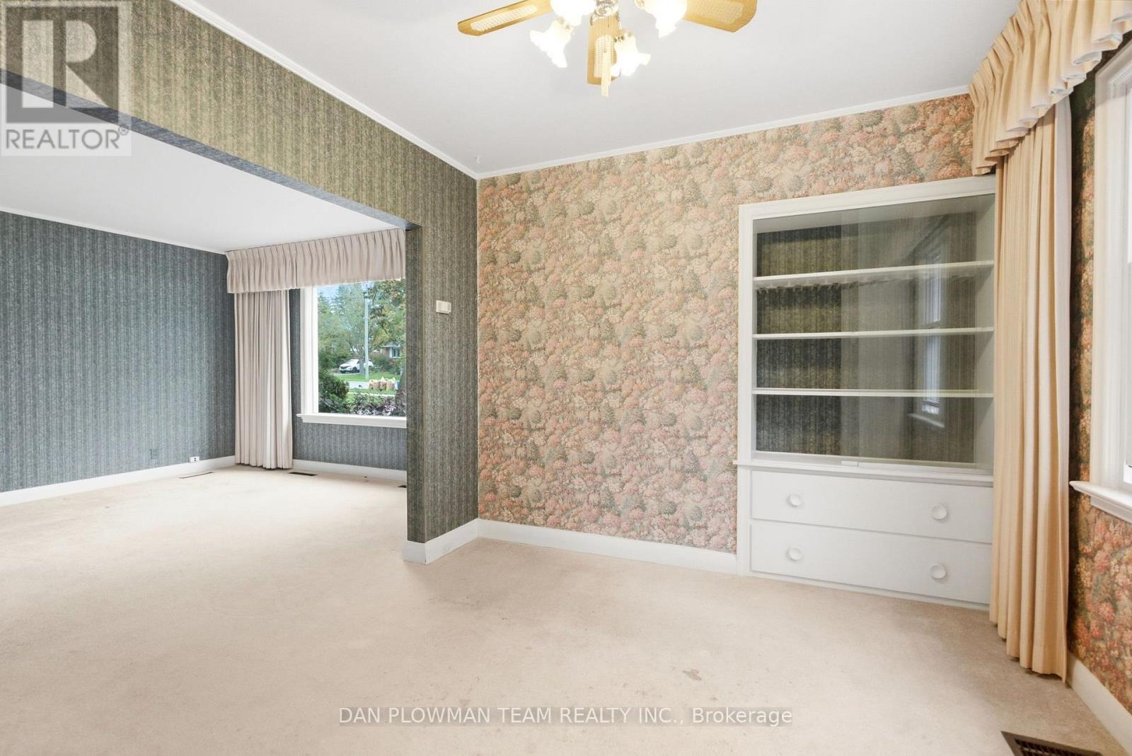98 SCUGOG STREET - 11