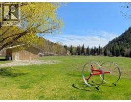 Full bathroom - 1094 Highway 5a, Princeton, BC V0X1W0 Photo 12