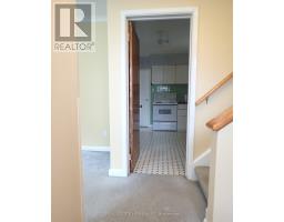 Front - 56 Perivale Crescent, Toronto, ON M1J2C3 Photo 6