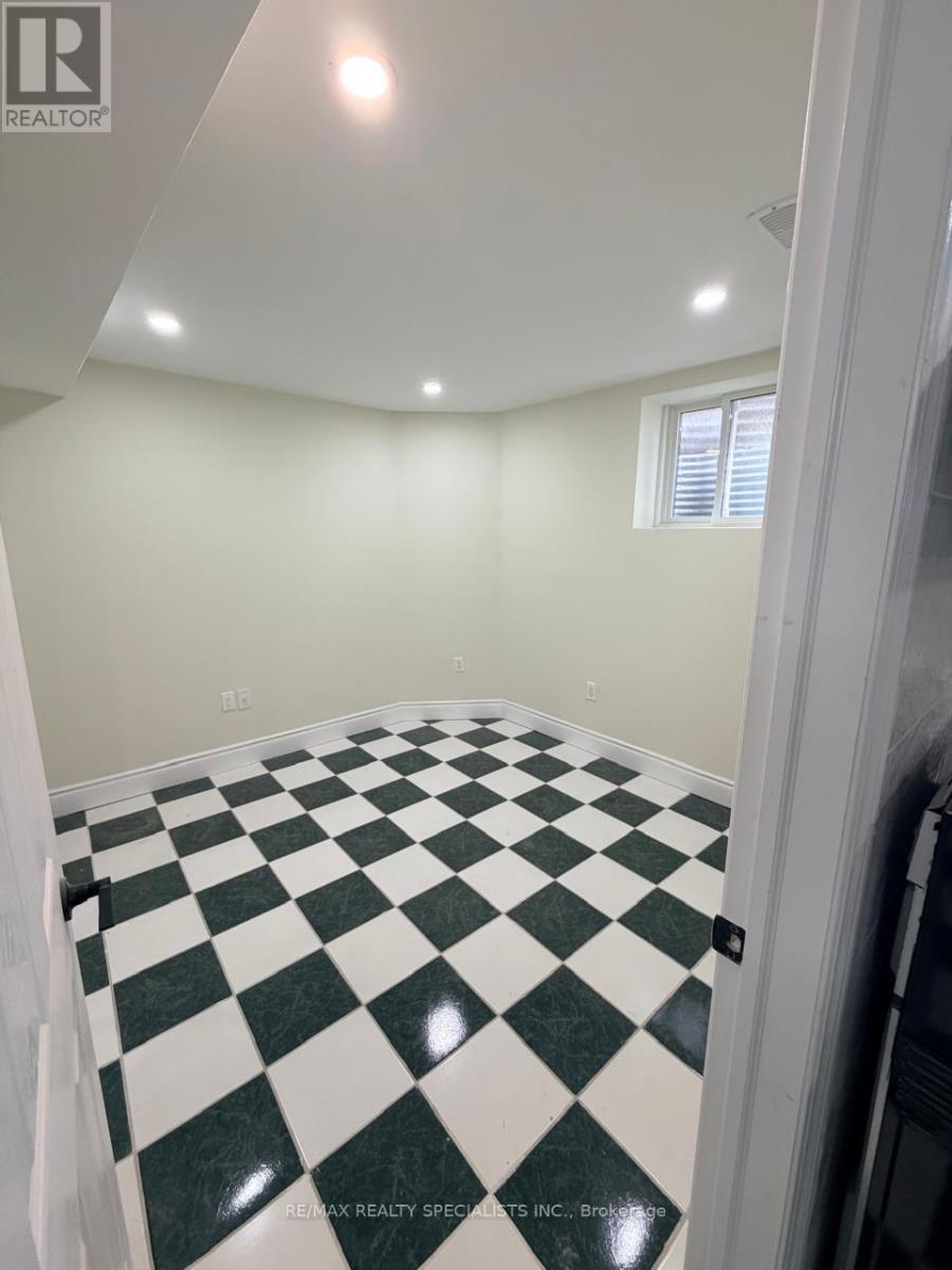 828 CARDINGTON STREET, Mississauga (East Credit) — photo 11