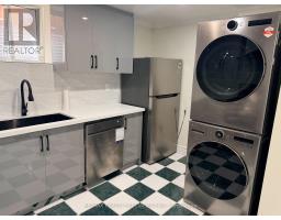 828 Cardington Street, Mississauga, ON L5V1Z6 Photo 8