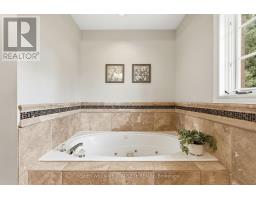 359 Sunnymeade Drive, Hamilton, ON L9G4L2 Photo 28