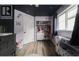 341 Diefenbaker Drive, Fort Mcmurray, AB T9K2K1 Photo 25
