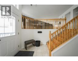 341 Diefenbaker Drive, Fort Mcmurray, AB T9K2K1 Photo 30