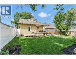 379 5 Street Se, Medicine Hat, AB T1A0M7 Photo 38