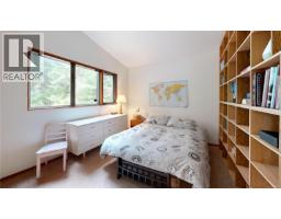 180 Gabriola Cres, Gabriola Island, BC V0R1X1 Photo 17