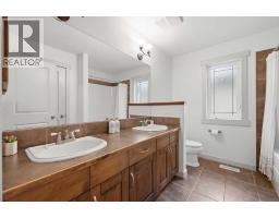 222 Chapala Point Se, Calgary, AB T2X3W9 Photo 25