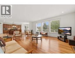 Living room - 222 Chapala Point Se, Calgary, AB T2X3W9 Photo 6
