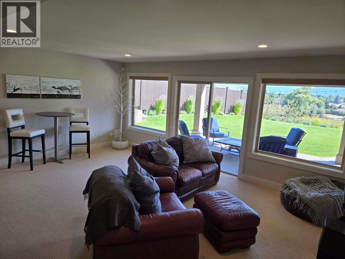 7958 MCCALLUM VIEW Drive - Image 22