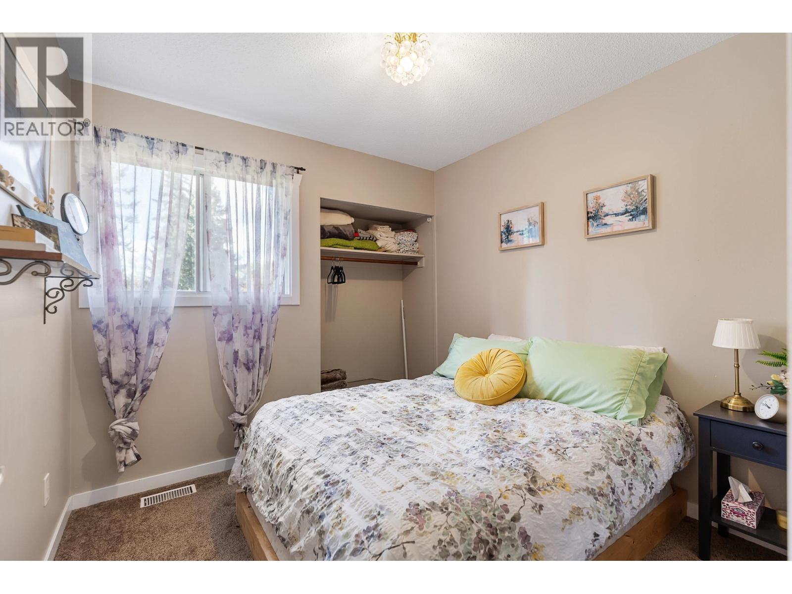 Photo 12 of 25 — 7670 MCMASTER PLACE · Prince George, BC