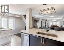 14 Kenridge Terrace, Stoney Creek, ON L8J0G4 Photo 11
