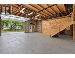 8030 County Rd 15, Essex, ON N8M2X6 Photo 44