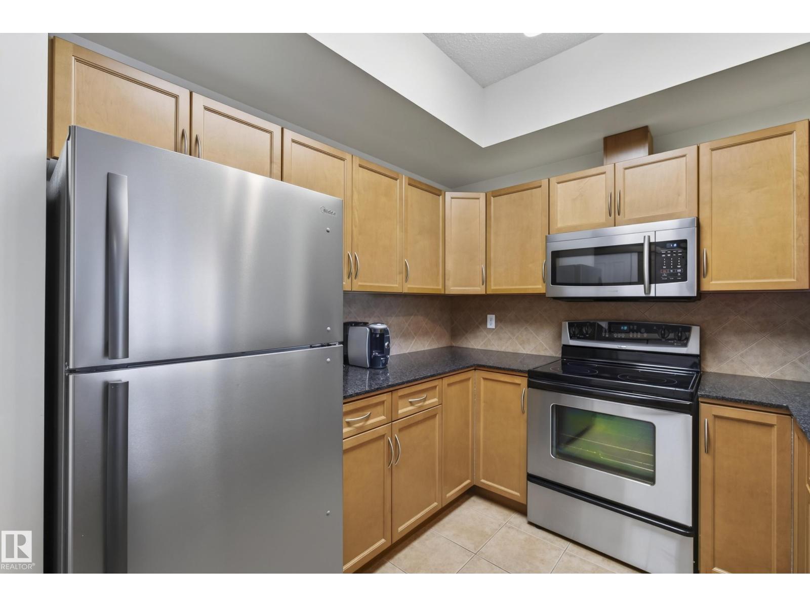 #305 – 11140 68 Avenue NW, Parkallen (Edmonton) — photo 10 of 30: Property photo