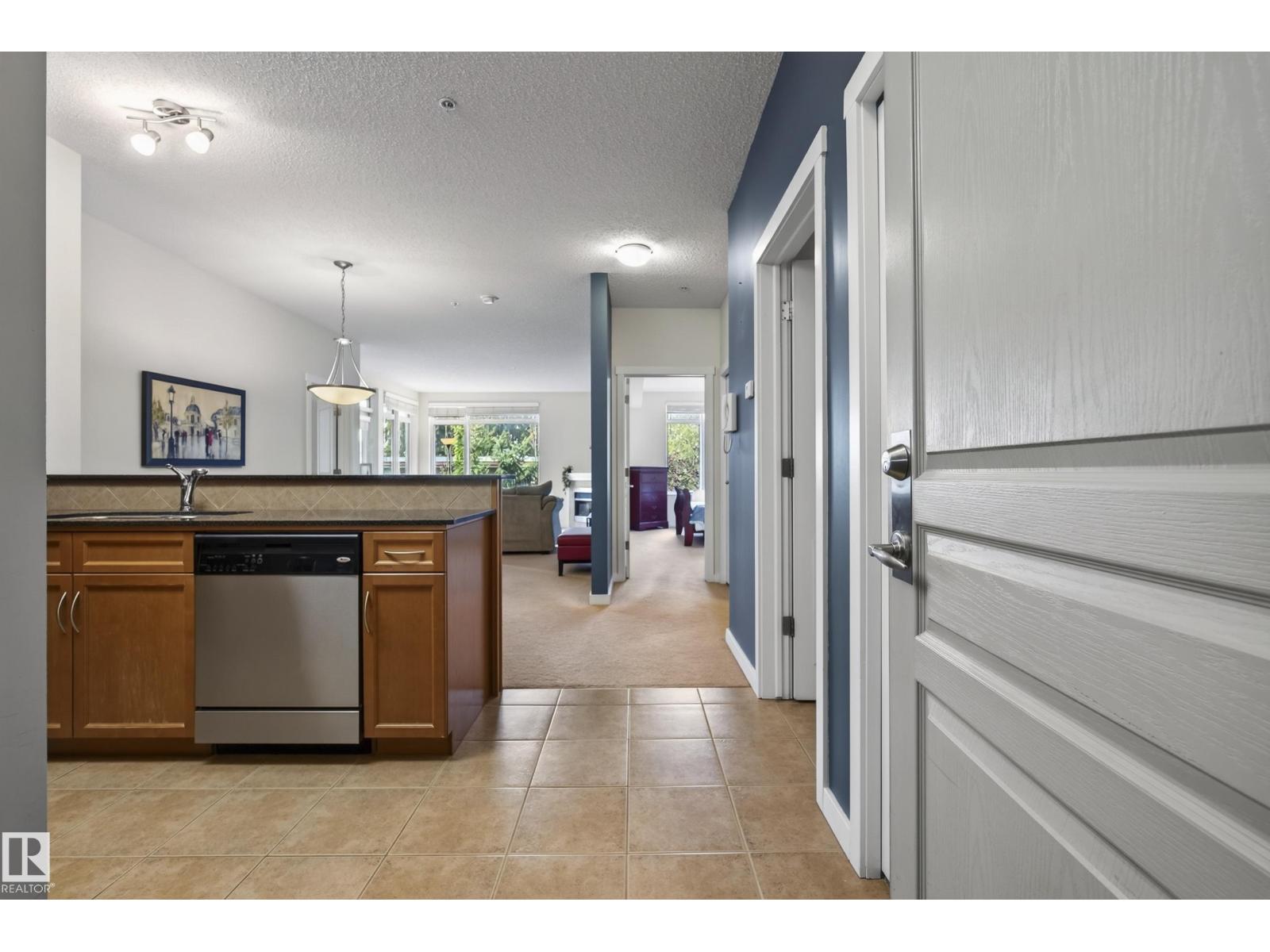 #305 11140 68 AV NW - 6