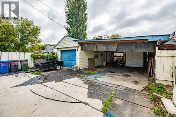 5028 44 Street - 44