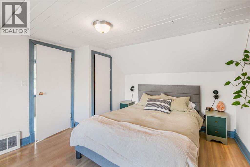 5028 44 Street - Image 25