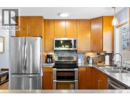 Foyer - 2100 Boucherie Road Unit# 10, West Kelowna, BC V4T2X1 Photo 9