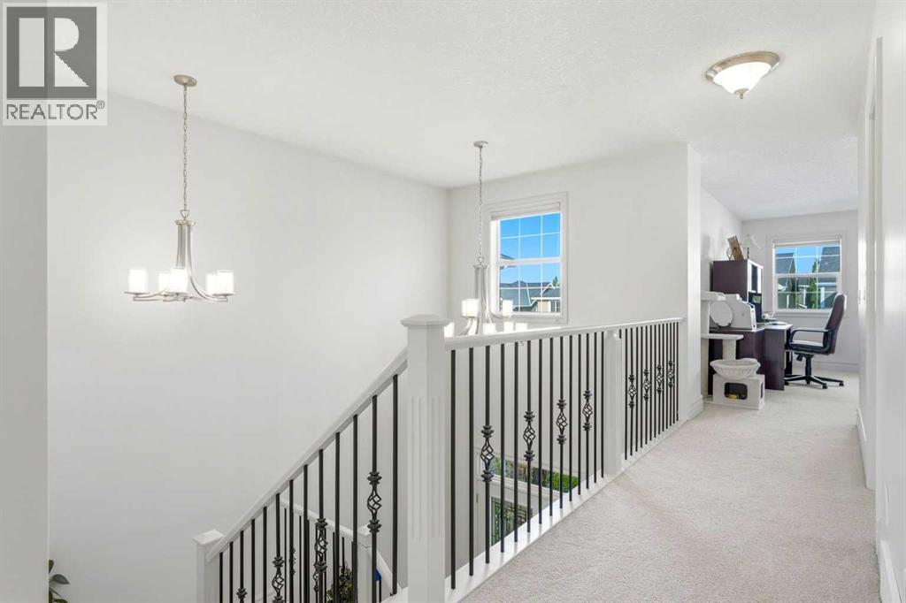 299 Sunset View, Cochrane