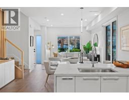 3206 Highland Boulevard, North Vancouver, BC V7R2V9 Photo 6