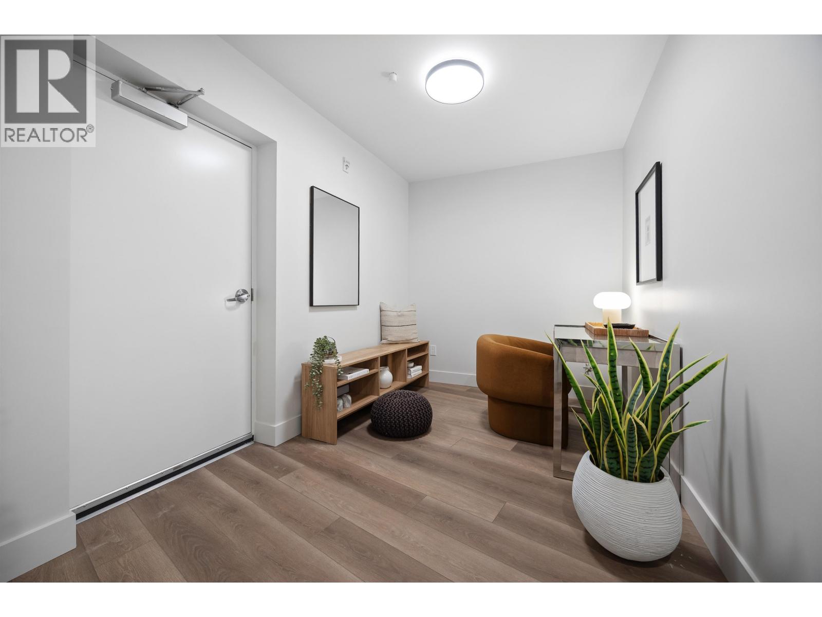 3218 HIGHLAND BOULEVARD, North Vancouver
