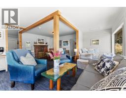 433 Senator Place, Bowen Island, BC V0N1G1 Photo 15