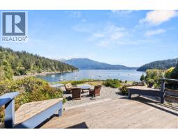 433 Senator Place, Bowen Island, BC V0N1G1 Photo 8