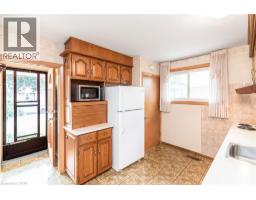 30 Goldfinch Road, Hamilton, ON L9A3W7 Photo 14