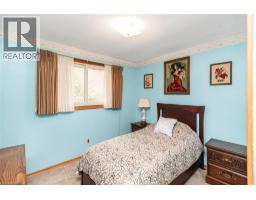 30 Goldfinch Road, Hamilton, ON L9A3W7 Photo 17