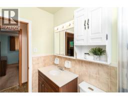 30 Goldfinch Road, Hamilton, ON L9A3W7 Photo 23