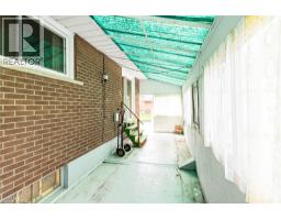 30 Goldfinch Road, Hamilton, ON L9A3W7 Photo 38
