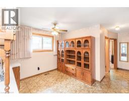 Bedroom - 30 Goldfinch Road, Hamilton, ON L9A3W7 Photo 6